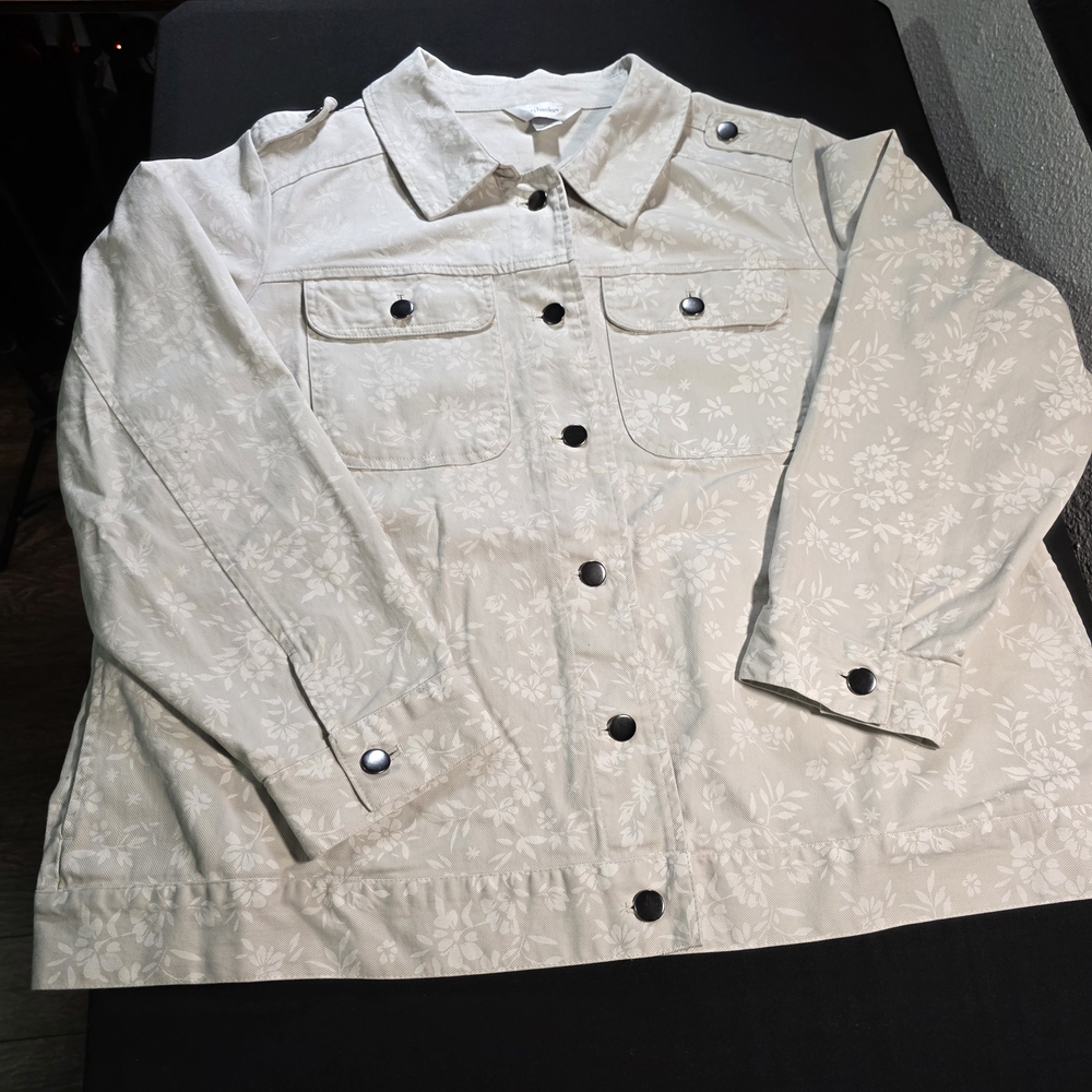 CJ Banks Cream/Bone/Light Tan Utility Jacket with Floral Design‎